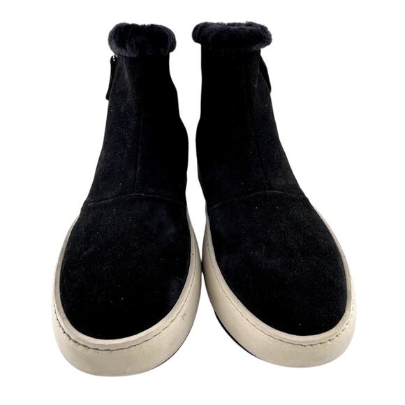 NWOB Aquatalia Alison Black Suede Zipper Bootie Boot Size 9.5M - Picture 2 of 7